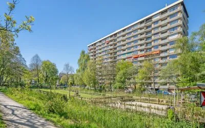 Appartement te koop: John F. Kennedylaan 205, Presidentenbuurt Rijswijk