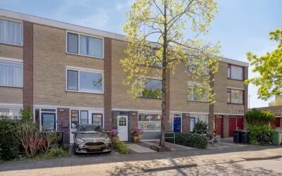 Tussenwoning te koop: John F. Kennedyplein 8, Wheermolen-Oost Purmerend