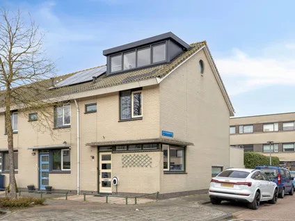 Hoekwoning te koop: John Fordstraat 43, Filmwijk Zuid-zuid van Walt Disneyplts. Almere
