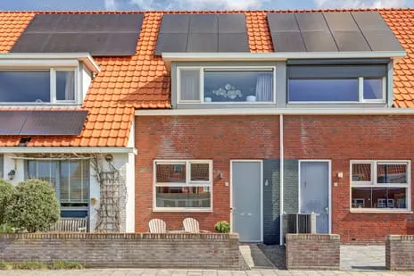 Tussenwoning te koop: John Lennonplein 21, Mortiere I Middelburg