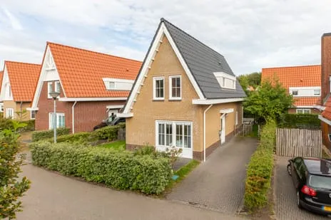 Woning te koop: John O. Forfarstraat 27, Koudekerke