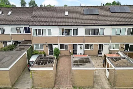 Tussenwoning te koop: Jol 13, De Greiden Heerenveen