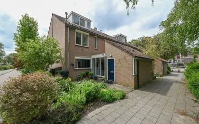 Hoekwoning te koop: Jol 221, Punterbuurt Amstelveen