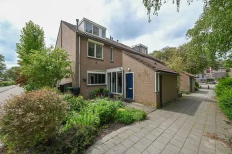 Hoekwoning te koop: Jol 221, Punterbuurt Amstelveen