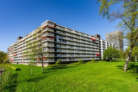 Appartement te koop: Joliotplaats 380, Rotterdam