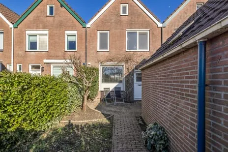 Tussenwoning te koop: Jonathanlaan 30, Blokker - Buurt 31 04 Blokker