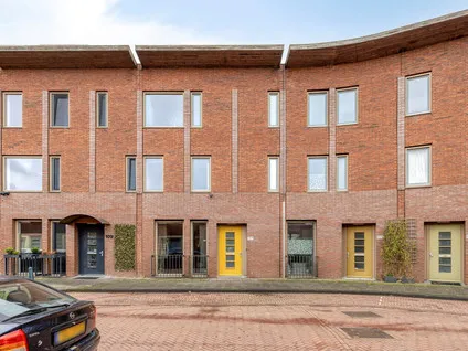 Tussenwoning te koop: Jonathanstraat 107, 'S-Gravenhage