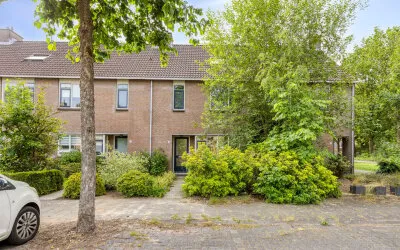 Tussenwoning te huur: Jonker Florislaan 12, Nuenen-Oost Nuenen