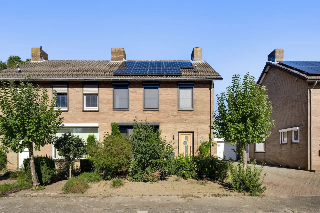 Tussenwoning te koop: Jonker van Baexenstraat 48, Baexem