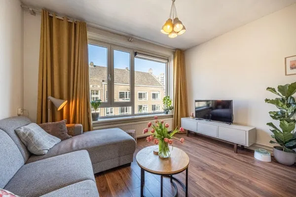Koopwoning: Jonker Fransstraat 110D in Rotterdam - €329.000 - 66m²