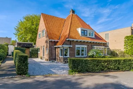 Twee-onder-één-kap te koop: Jonkerweg 21, Boomberg Hilversum