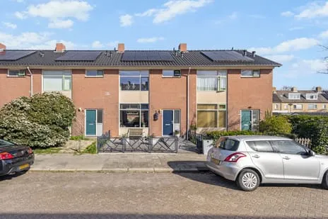 Tussenwoning te koop: Jonkheer Jacob van Veenstraat 39, Boerderijbuurt Den Helder
