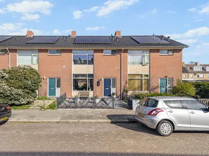 Tussenwoning te koop: Jonkheer Jacob van Veenstraat 39, Boerderijbuurt Den Helder
