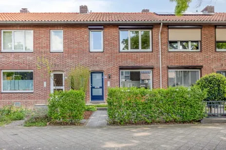 Tussenwoning te koop: Jonkheer Ruysstraat 55, Heugemerveld Maastricht