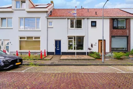 Terraced house for sale: Joost de Moorstraat 40, Bonedijkestraat e.o. Vlissingen