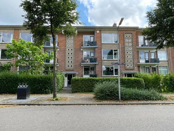 Woning te huur: Joost van den Vondellaan, Schrijversbuurt Deventer