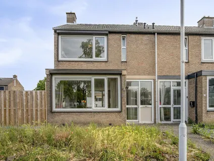 Hoekwoning te koop: Josef Haydnstraat 17, Oudelandse Hoeve Terneuzen