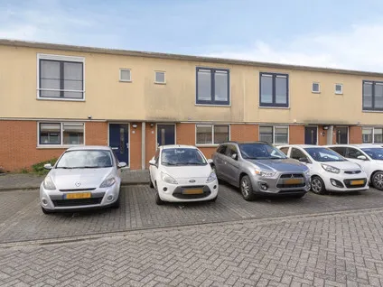 Tussenwoning te koop: Josine Reulingstraat 44, De Held Groningen