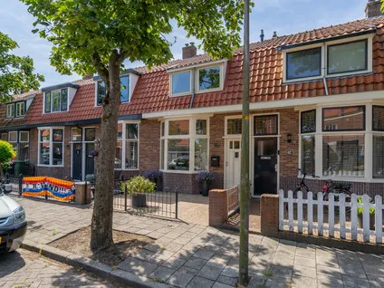 Tussenwoning te koop: Joubertstraat 64, Indische buurt-Noord Den Helder