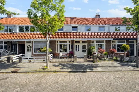 Tussenwoning te koop: Joubertstraat 77, Van Galenbuurt Den Helder