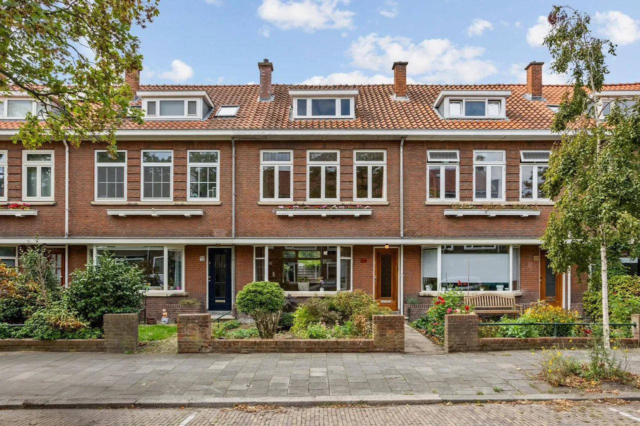 Tussenwoning te koop: Jozef Israëlslaan 50, Rijswijk (Zh)