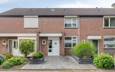 Terraced house for sale: Jozef Israëlsstraat 29, Sint Jozefparochie-Oost Deurne