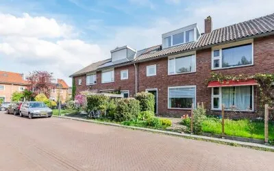 Tussenwoning te koop: Judith Leijsterweg 22, Amstelveen