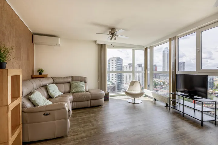 Appartement te koop: Jufferstraat 242, Stadsdriehoek Rotterdam