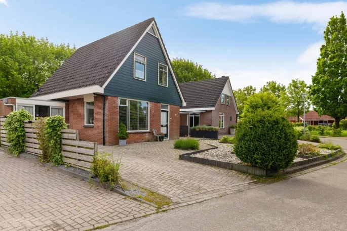 Vrijstaande woning te koop: Juffertoren 23, Holwierde Holwierde