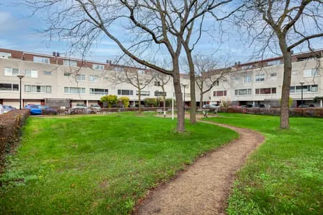 Tussenwoning te koop: Jules Vernehof 7, Snel en Polanen Woerden