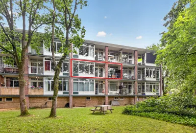 Appartement te koop: Juliana van Stolberglaan 45, Beatrixpark Ede