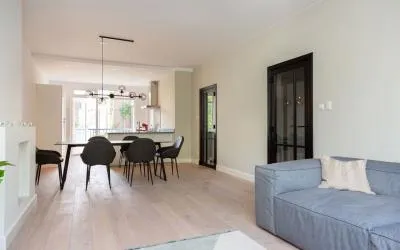 Appartement te huur: Juliana van Stolberglaan 81, Bezuidenhout-Midden 'S-Gravenhage
