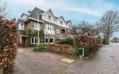 Tussenwoning te koop: Julianalaan 132, Overveen Overveen