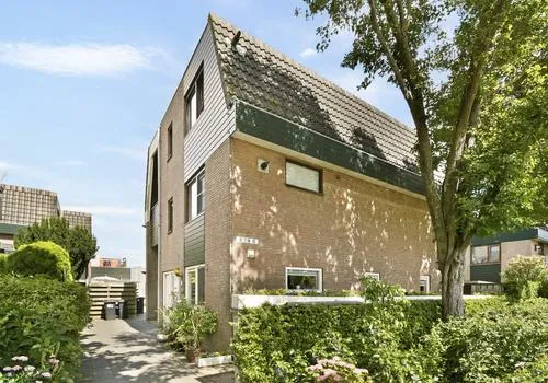 Appartement te koop: Julianalaan 19, Oosteinde Aalsmeer