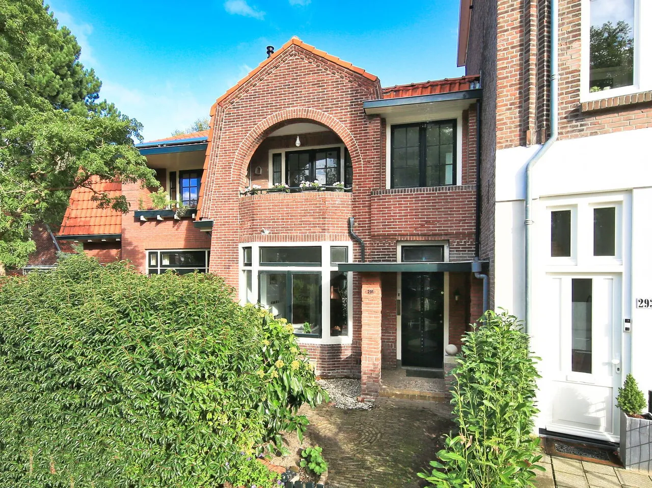 Tussenwoning te koop: Julianalaan 291, Haarlem