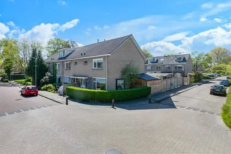 Hoekwoning te koop: Julianalaan 54, Hoevelaken-Stoutenburgerlaan-Oost Hoevelaken