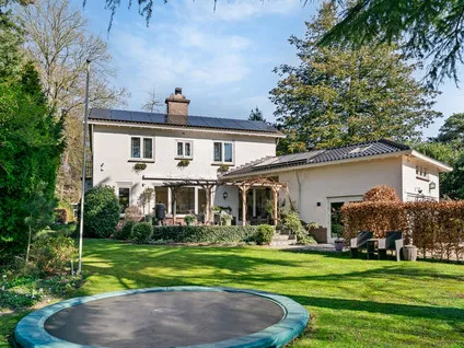 Vrijstaande woning te koop: Julianalaan 77, Bilthoven