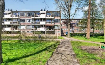 Appartement te koop: Julianaplantsoen 264, Ruimzicht Oost Diemen