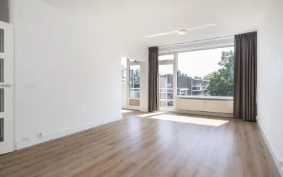 Appartement te koop: Julianaplantsoen 97, Ruimzicht Oost Diemen