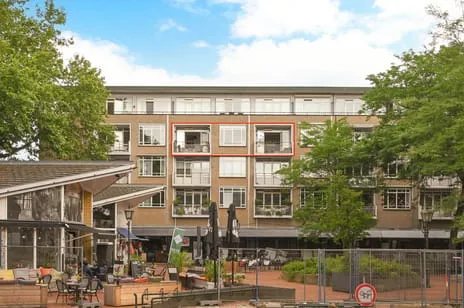 Appartement te koop: Julianaplein 68, Raadhuisplein Bussum