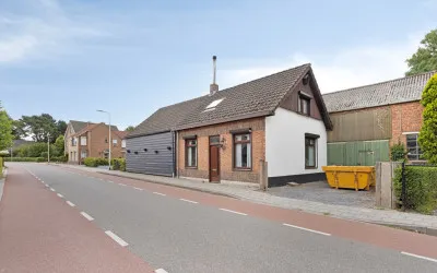 Twee-onder-één-kap te koop: Julianastraat 105, Kern Heikant Heikant
