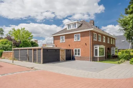 Twee-onder-één-kap te koop: Julianastraat 15, Zilverschoon/Oranjebuurt Nijkerk