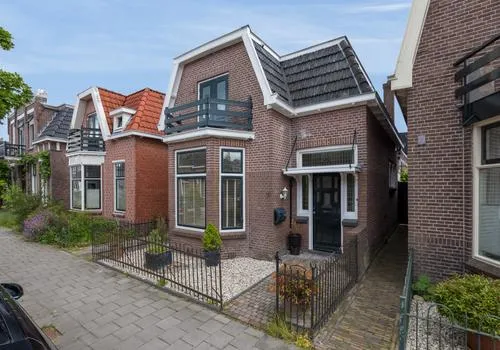 Vrijstaande woning te koop: Julianastraat 16, Oranjebuurt Assen