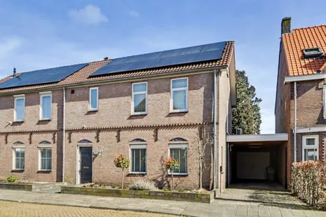 Twee-onder-één-kap te koop: Julianastraat 1A, Rooi Dorp Kaatsheuvel