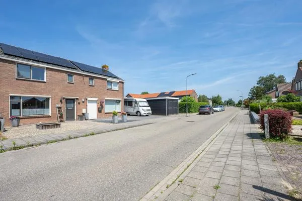 Tussenwoning te koop: Julianastraat 21, Kern Dreumel Dreumel