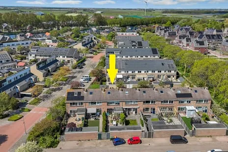 Tussenwoning te koop: Julianastraat 38, t Zand-Noordoost 'T Zand