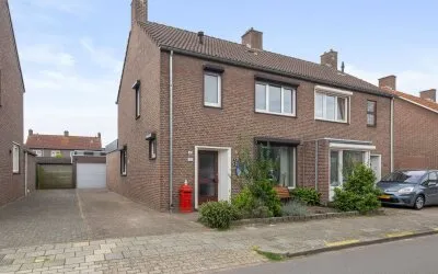 Semi-detached for sale: Julianastraat 6, Panningen-Zuid Panningen