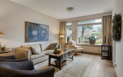 Tussenwoning te koop: Julianastraat 7, Leende Leende