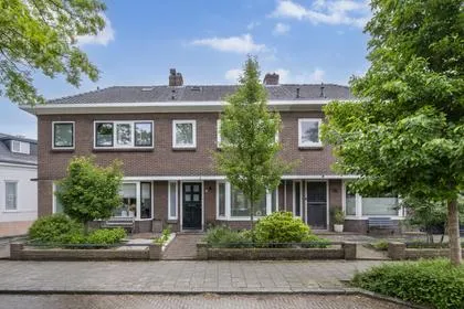 Tussenwoning te koop: Julianastraat 78, 't Hoorntje Veenendaal