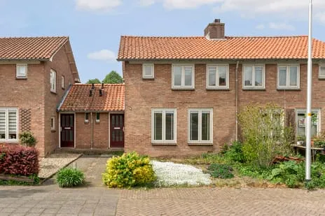 Tussenwoning te koop: Julianastraat 86, Zuidelijk Molenveld Doesburg
